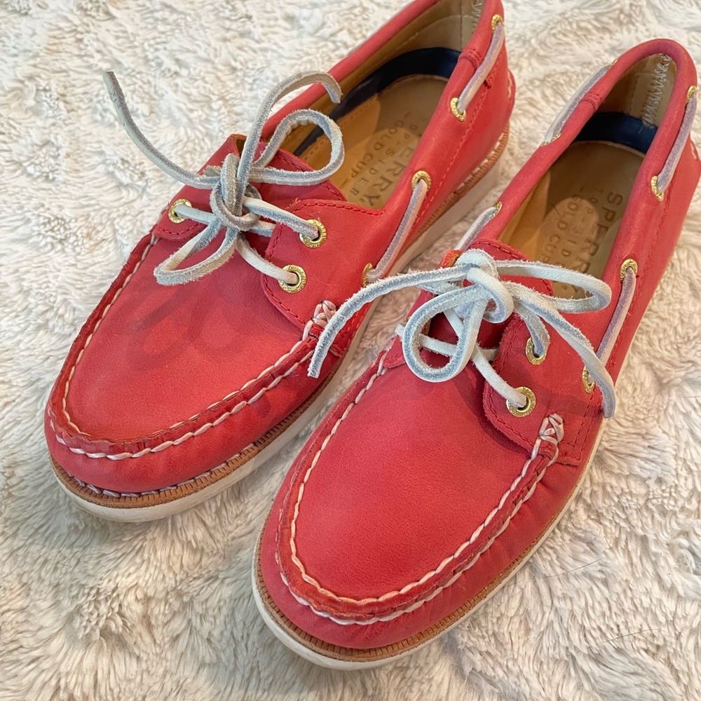Coral sperry gold cup topsider 5